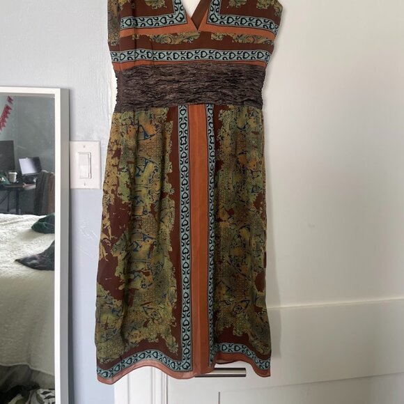Nicole Miller patterned dress size 8 - Picture 3 of 4
